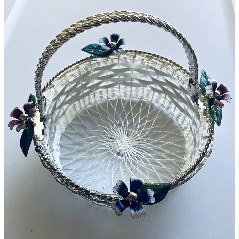 Vintage Hand Woven Wire Basket Silver Plated Pretty‎ Flowers Gift- NIB